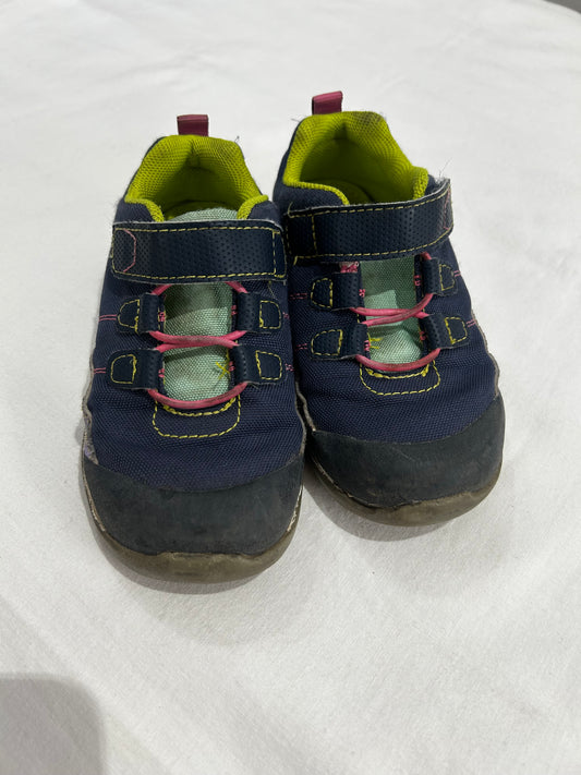 C10 Stride Rite blue shoes