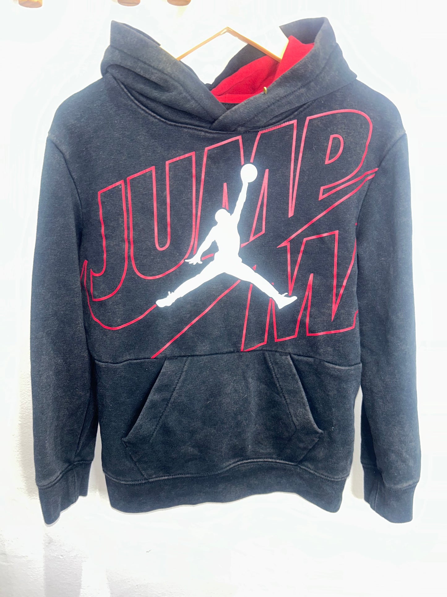 Jump Man hoodie 7-8y