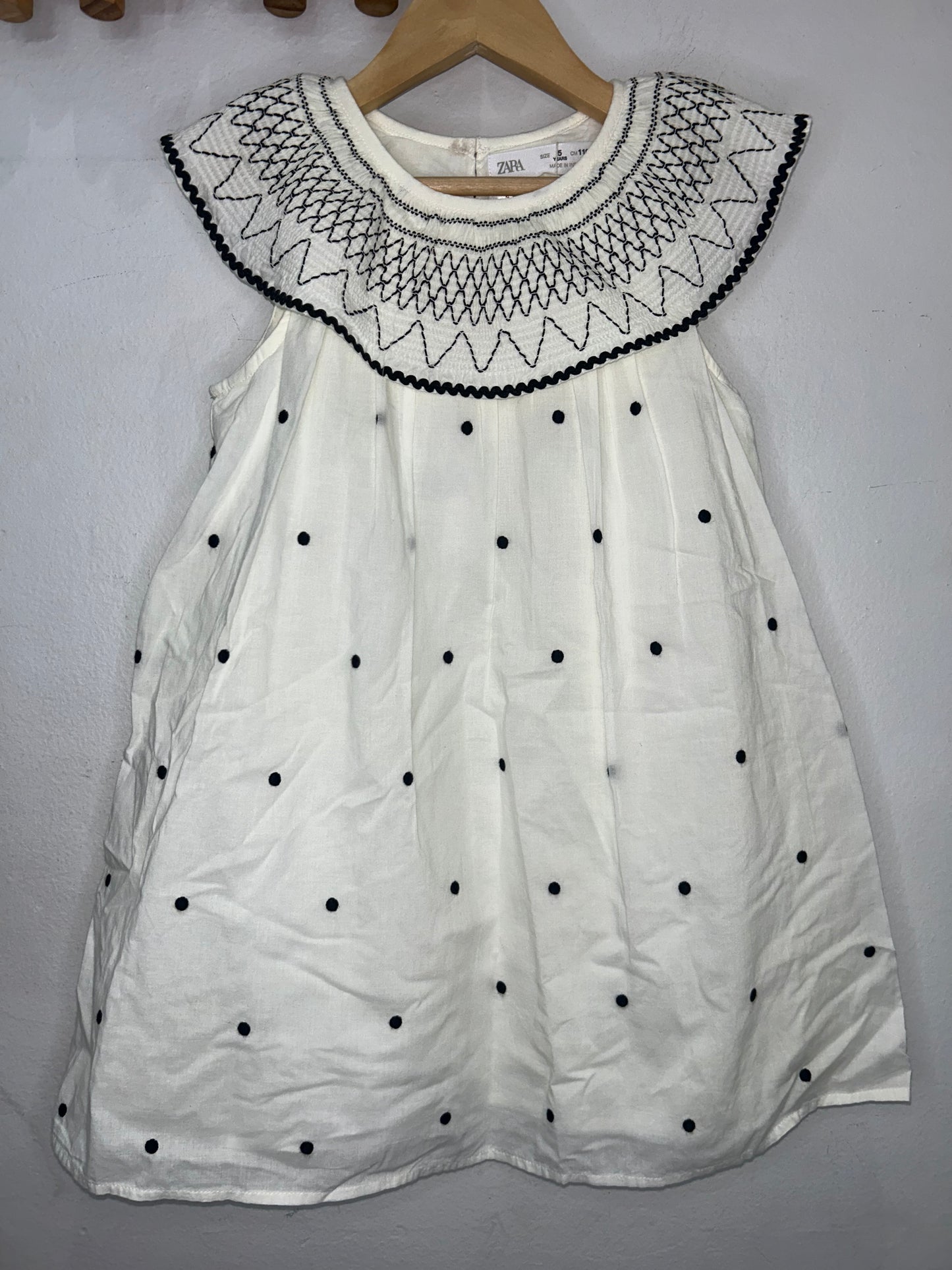 Polka dots collared dress 5y NEW