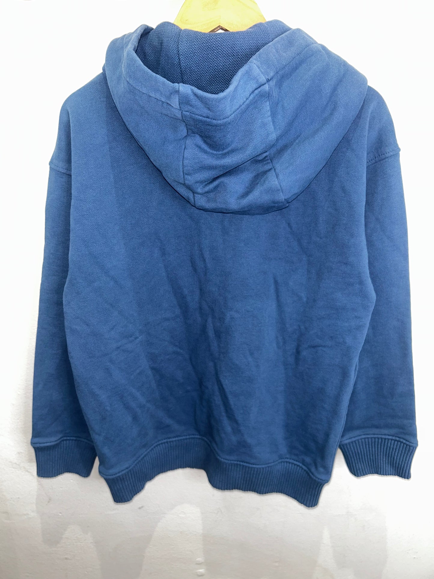 Blue thick sweatshirt 9-10y