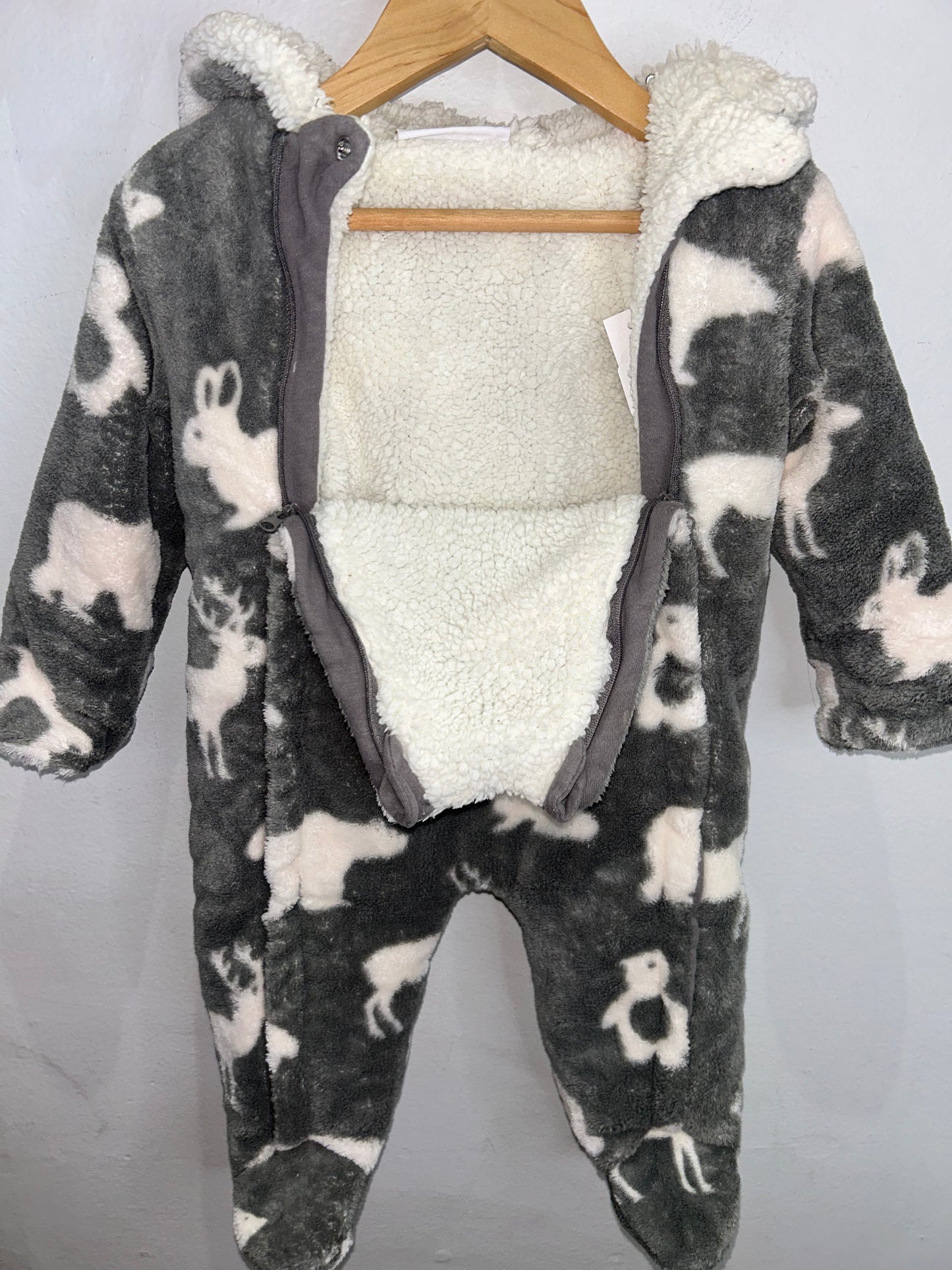 Grey animals bunting 3-6m