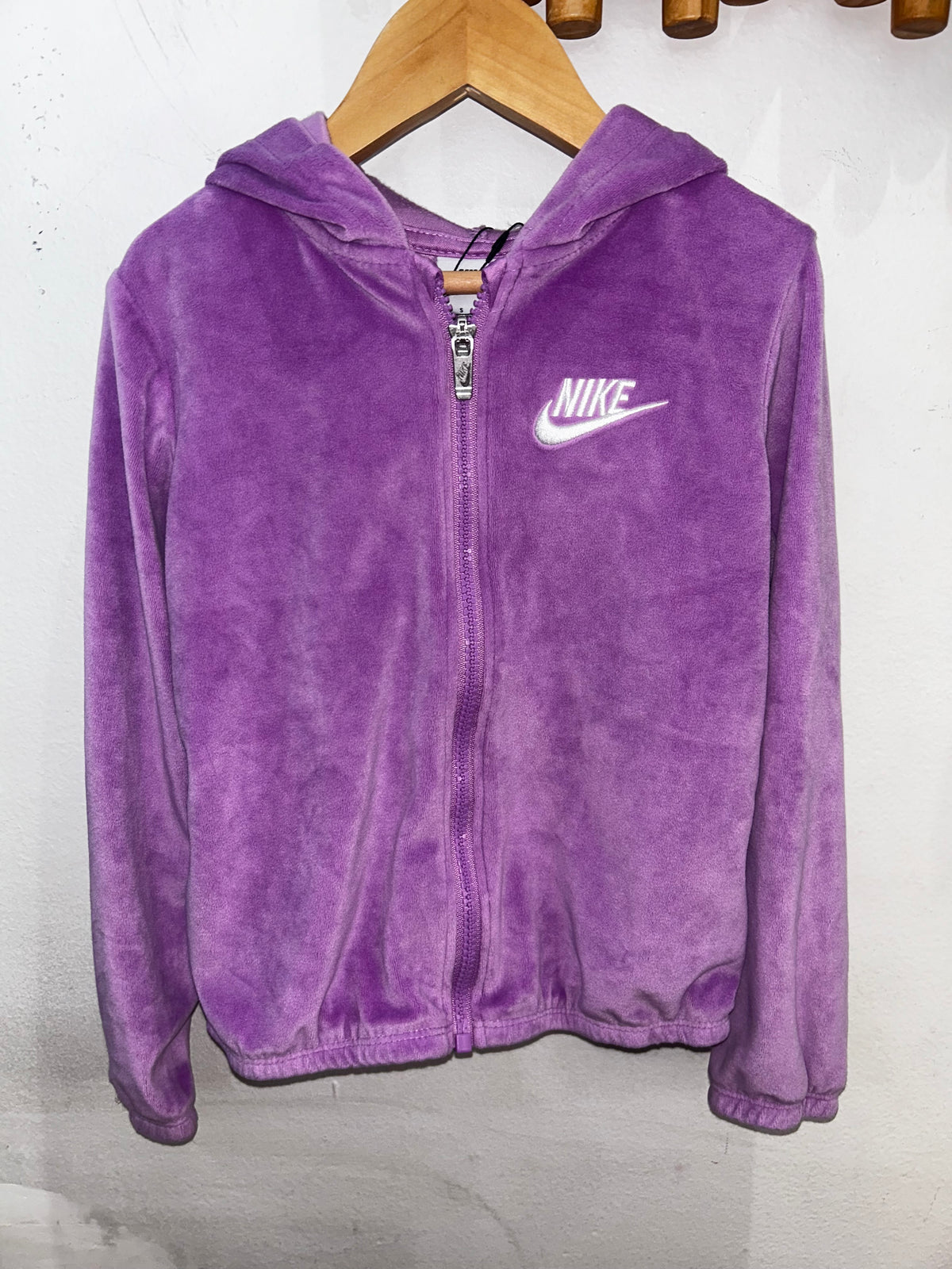 Purple velour track suit 4-5y