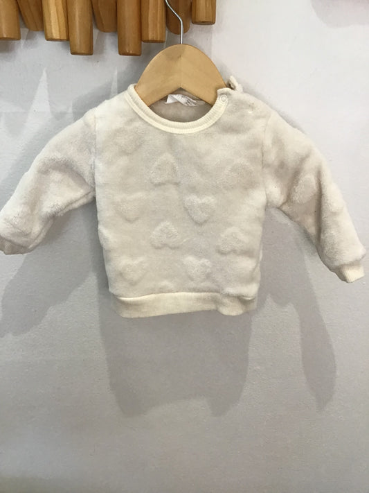 Pullover heart embossed furry 3-6m