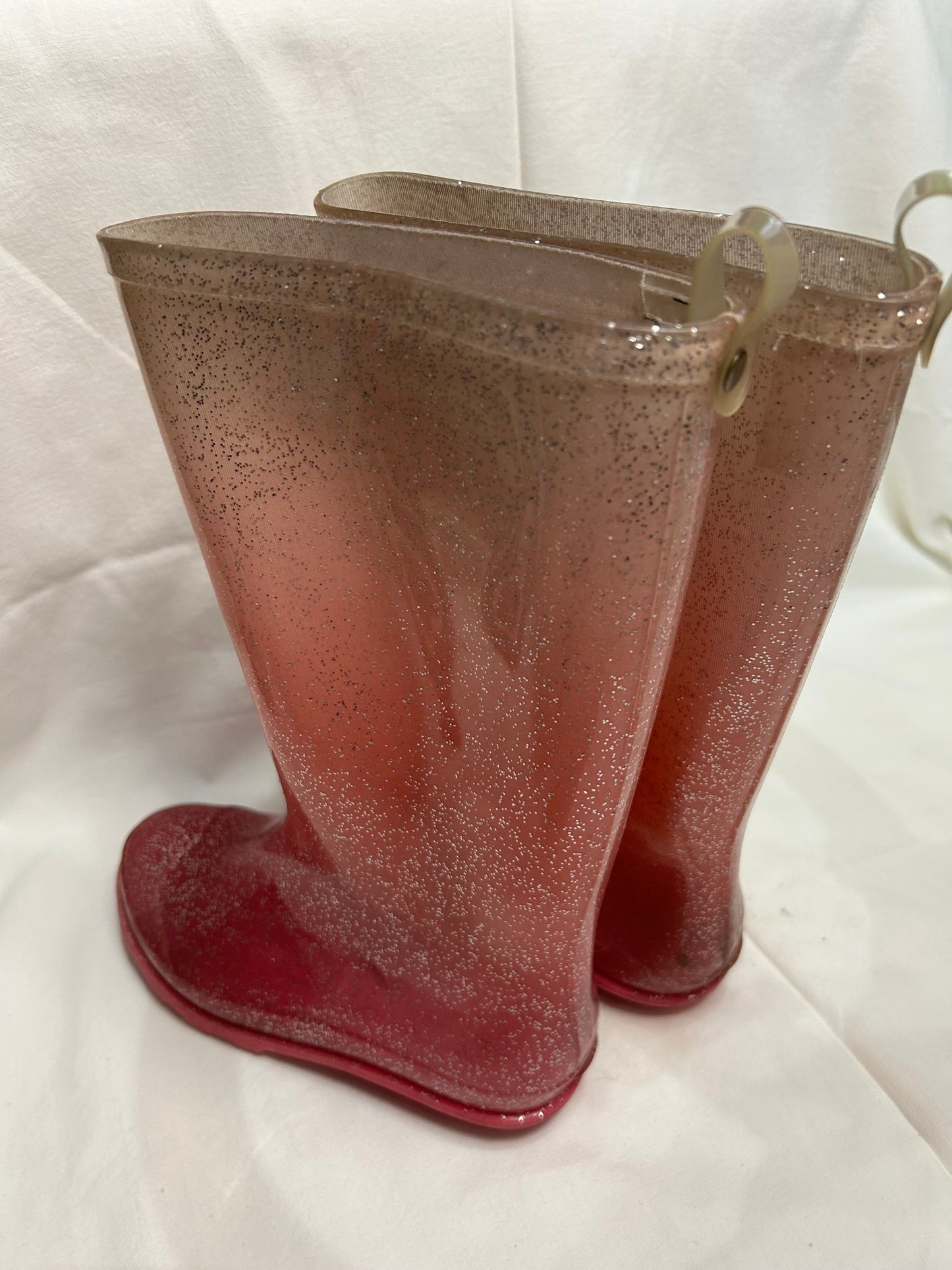Y1 pink sparkly rainboots