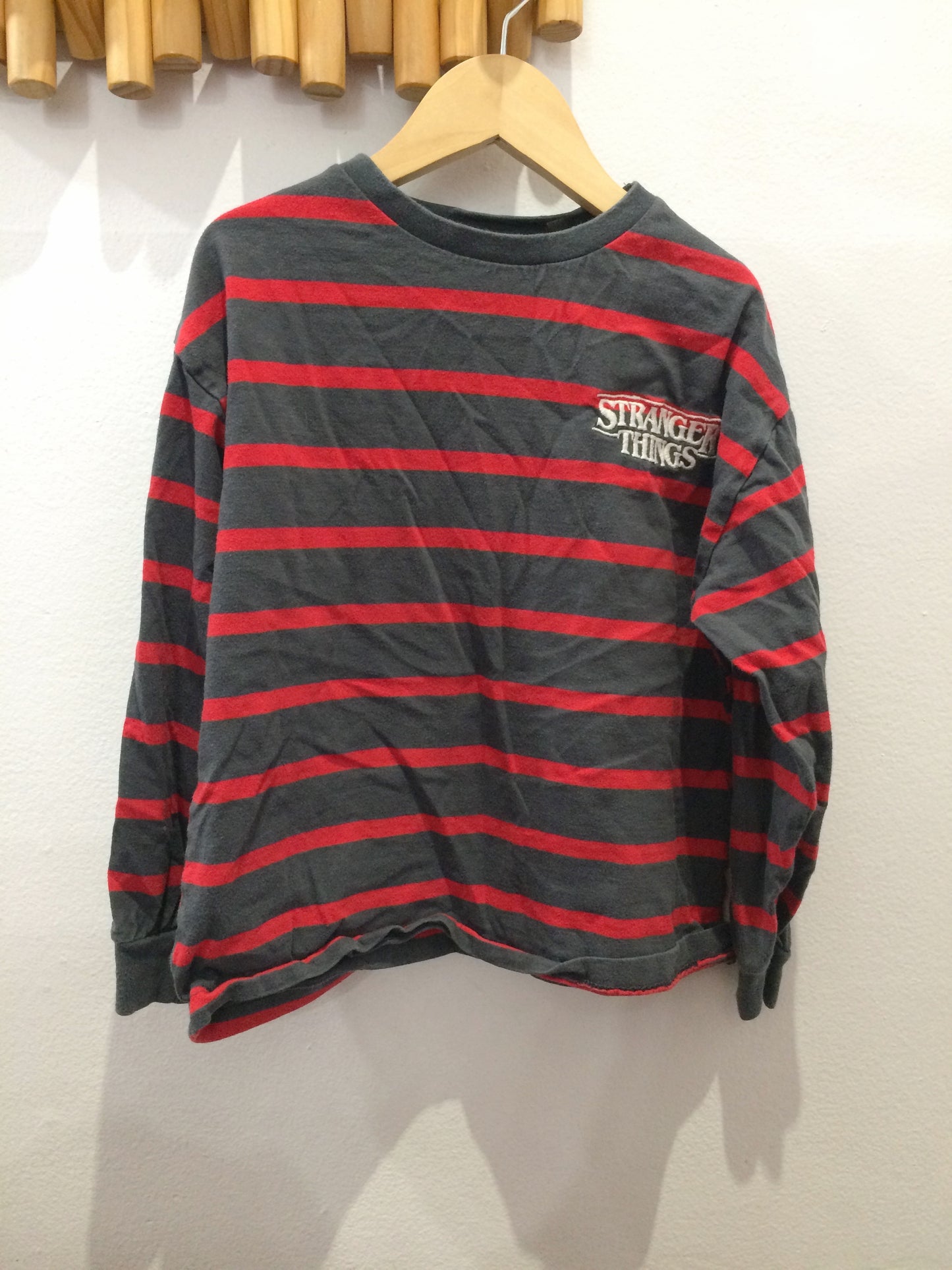 Stranger things long sleeve 7-8y