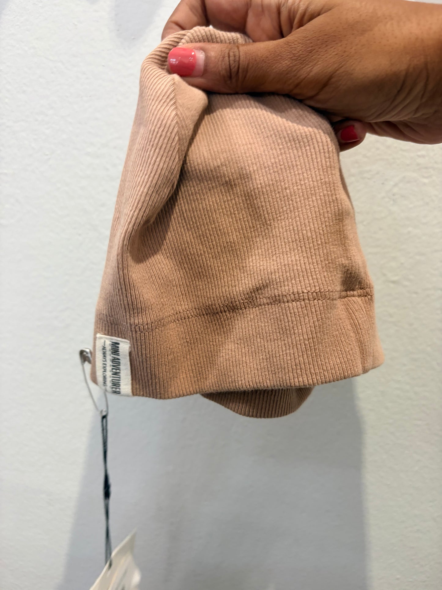 Brown cotton hat 6-12m