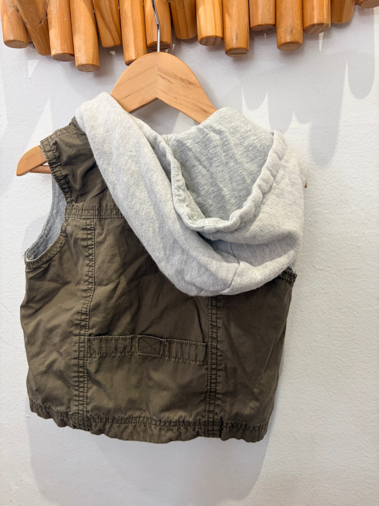 Olive utility vest 18-24m