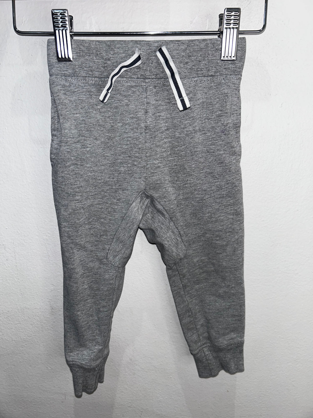 Grey skinny joggers 18m