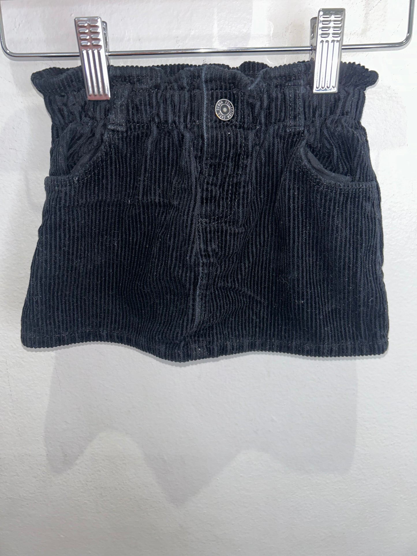 Black corduroy skirt 9-12m