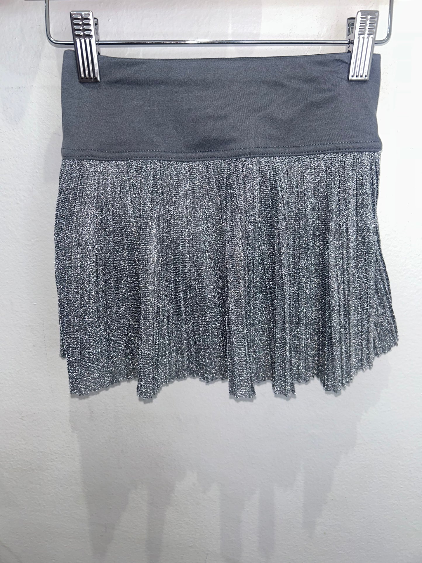 Silver sparkly skort 3y