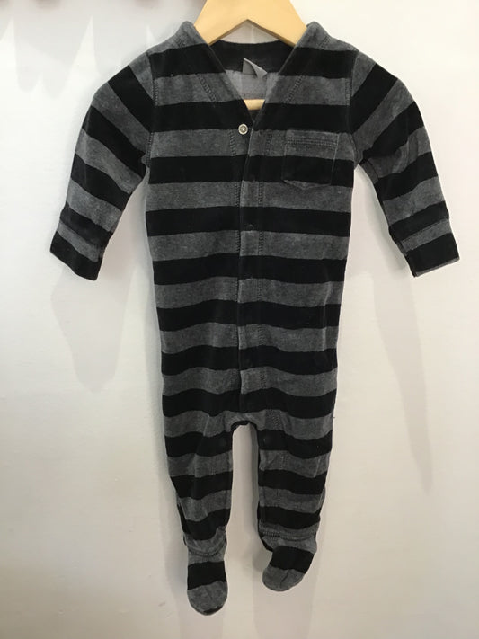 Brushed fleece black sleeper 3-6m