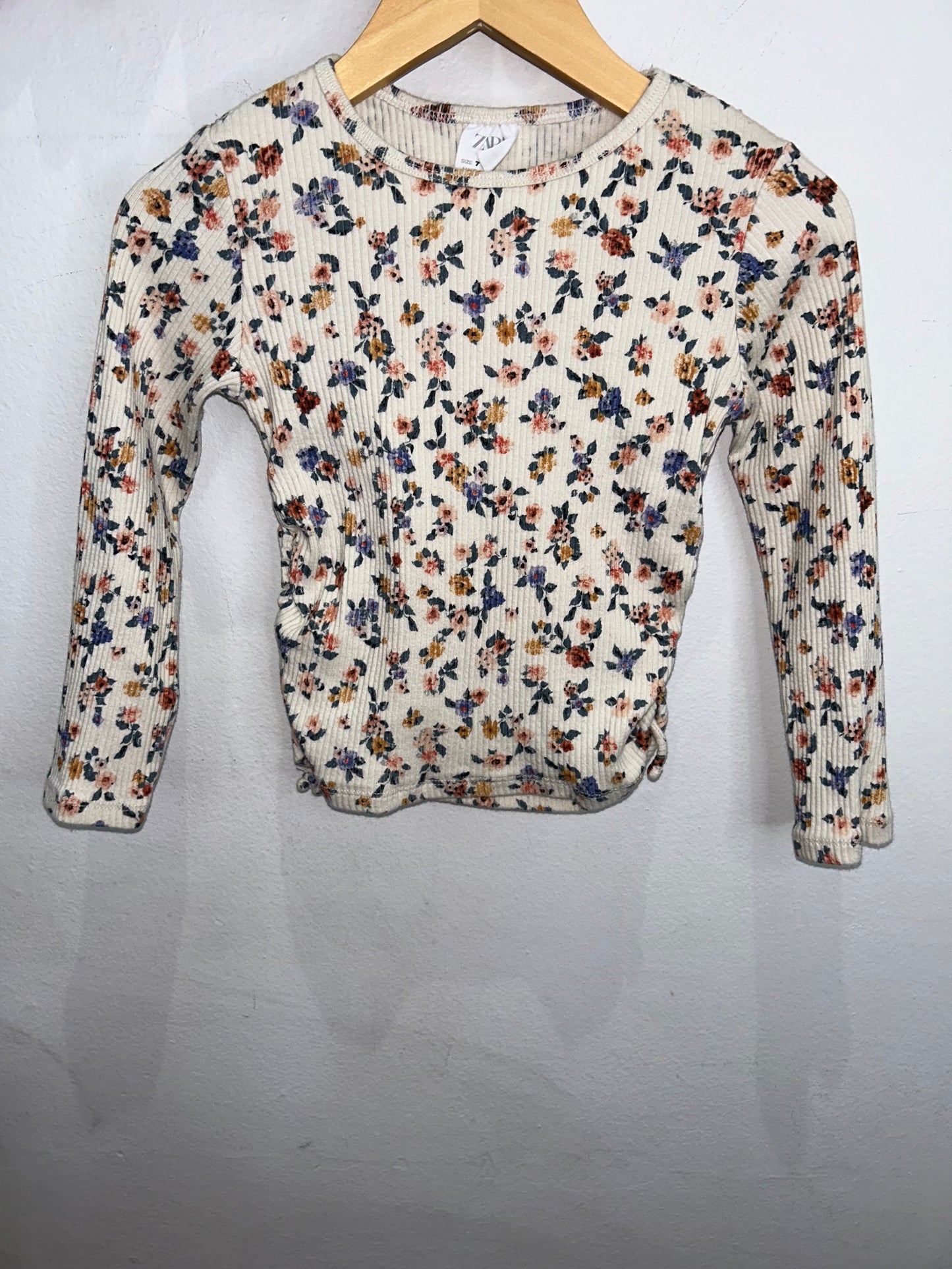 Floral ribbed longsleeve 7y