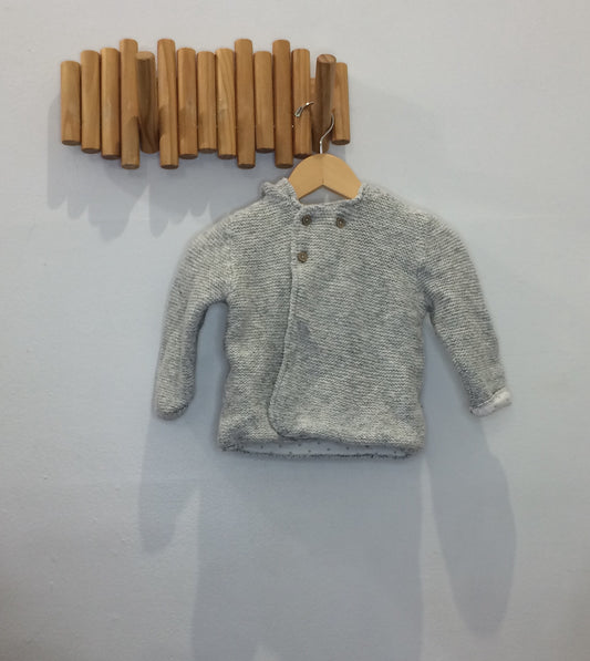 Thick grey knit sweater 9-12m