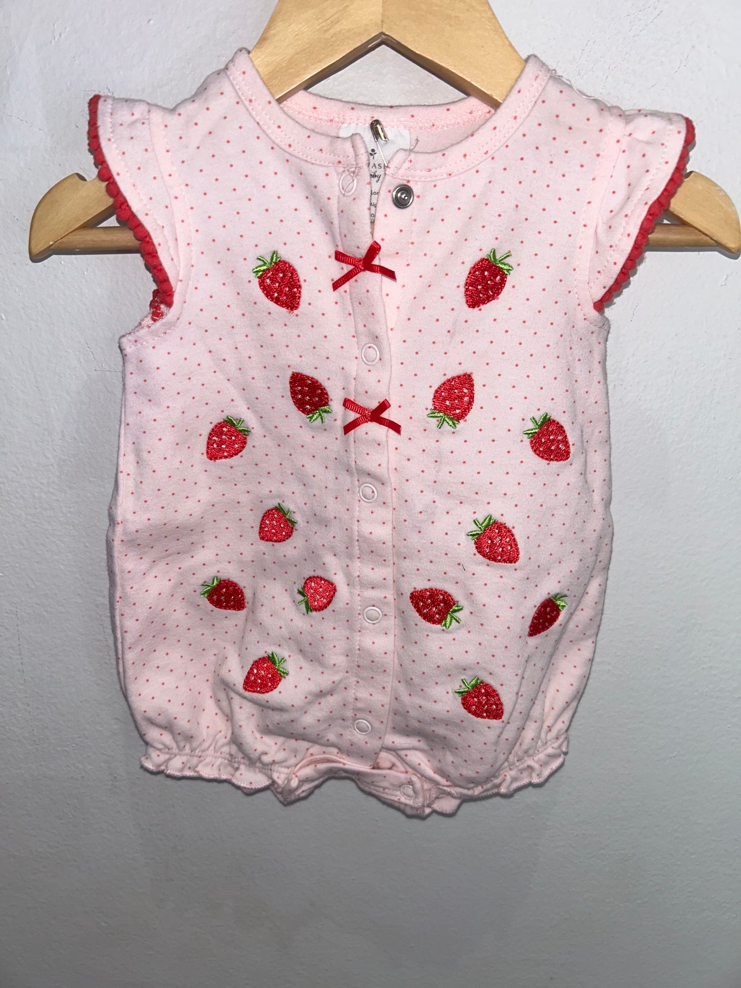 Strawberry shorty romper 3-6m