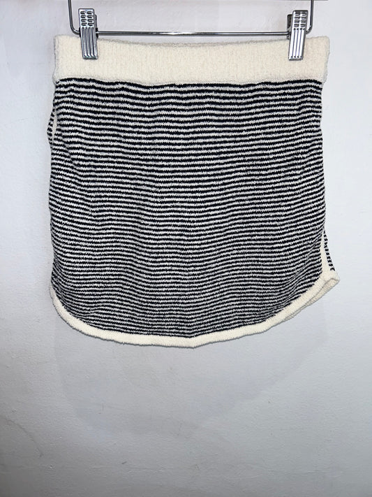 Stripes knit skirt 11-12y NEW