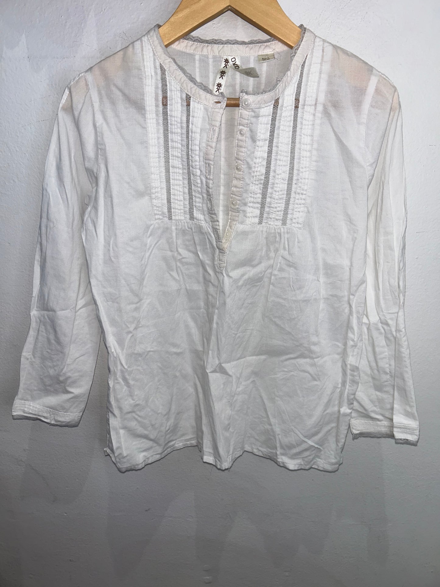 Classic white blouse 8y