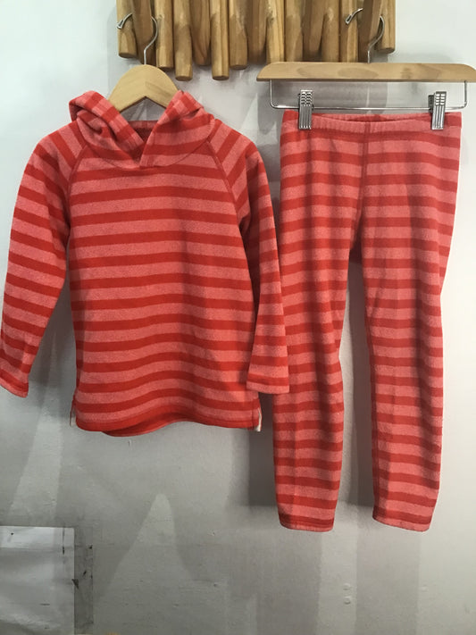 MEC red fleece set 4y