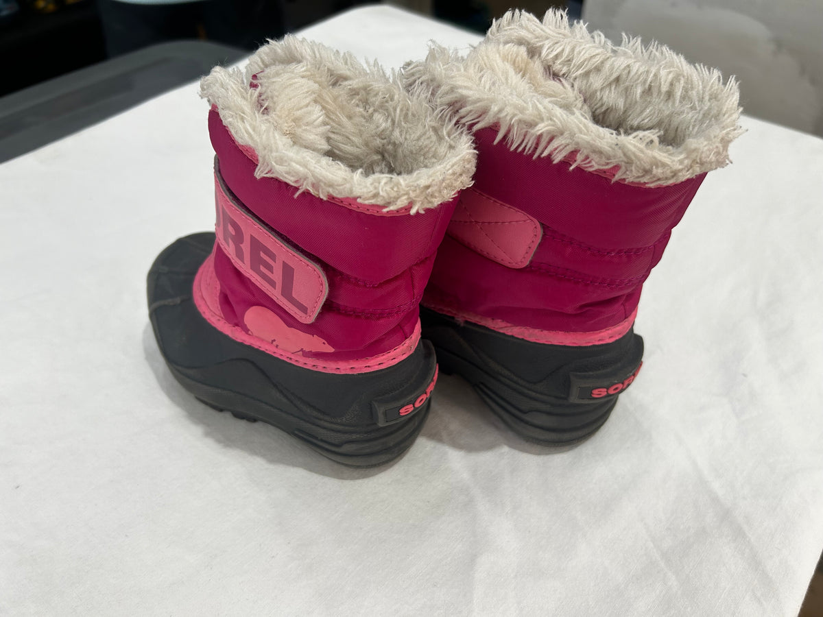 C7 pink Sorel winter boots