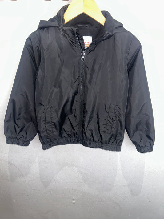 Black lined rainjacket 4y