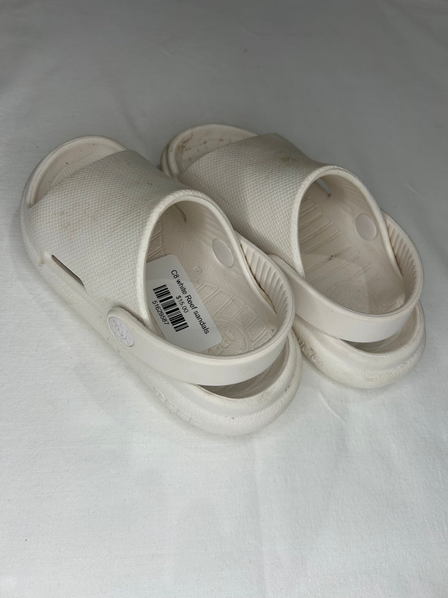 C8 white Reef sandals