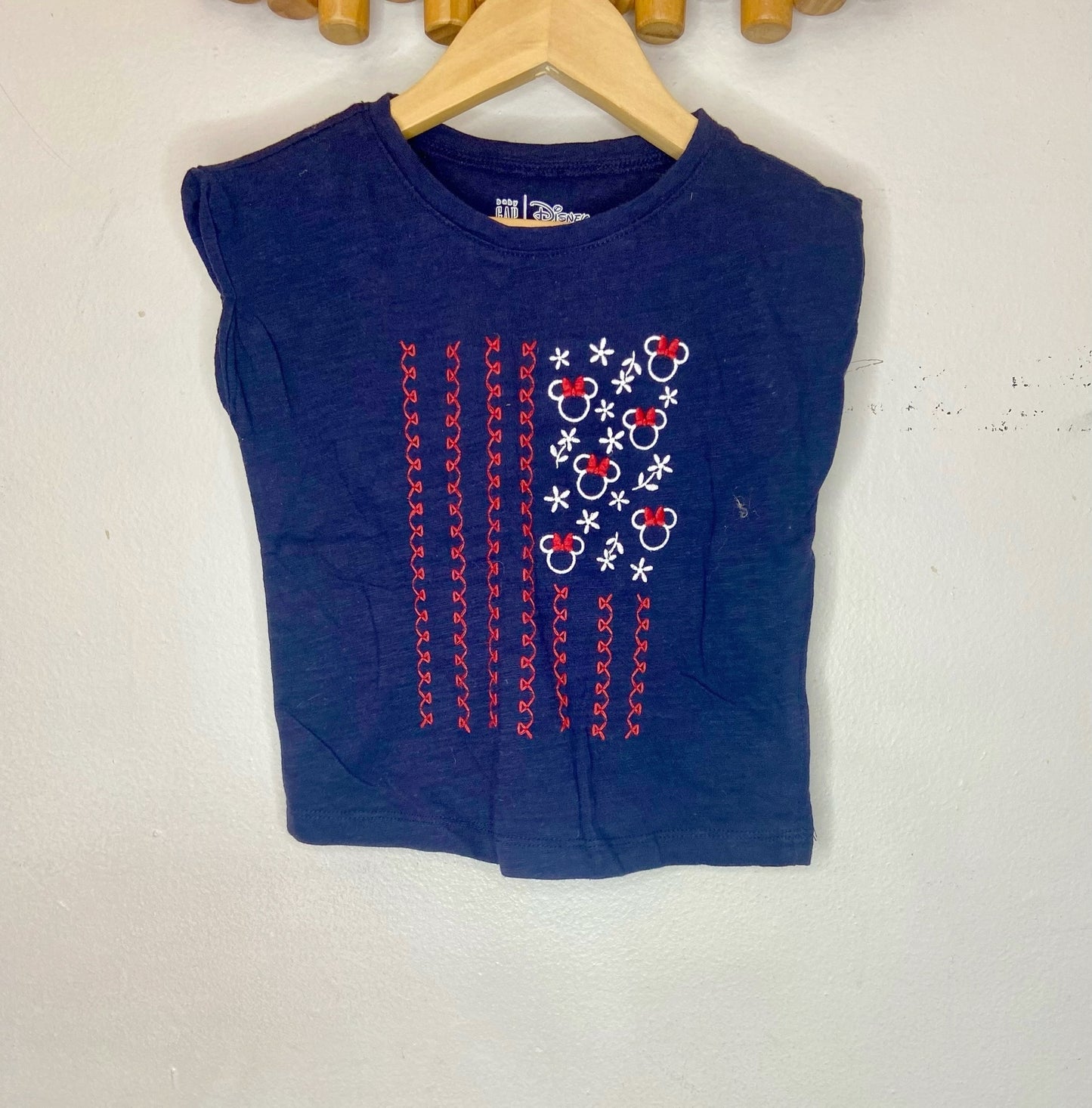 Embroidered mickey tee 2y