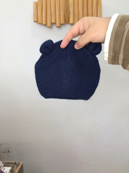 Navy knit hat 12-24m