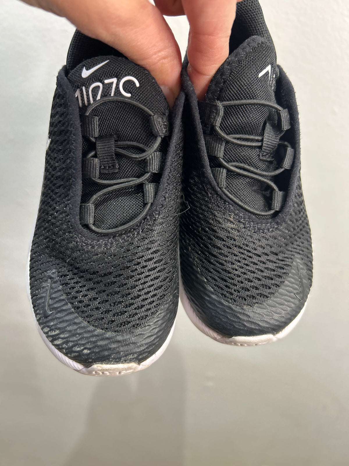 C8 Nike air pull-on