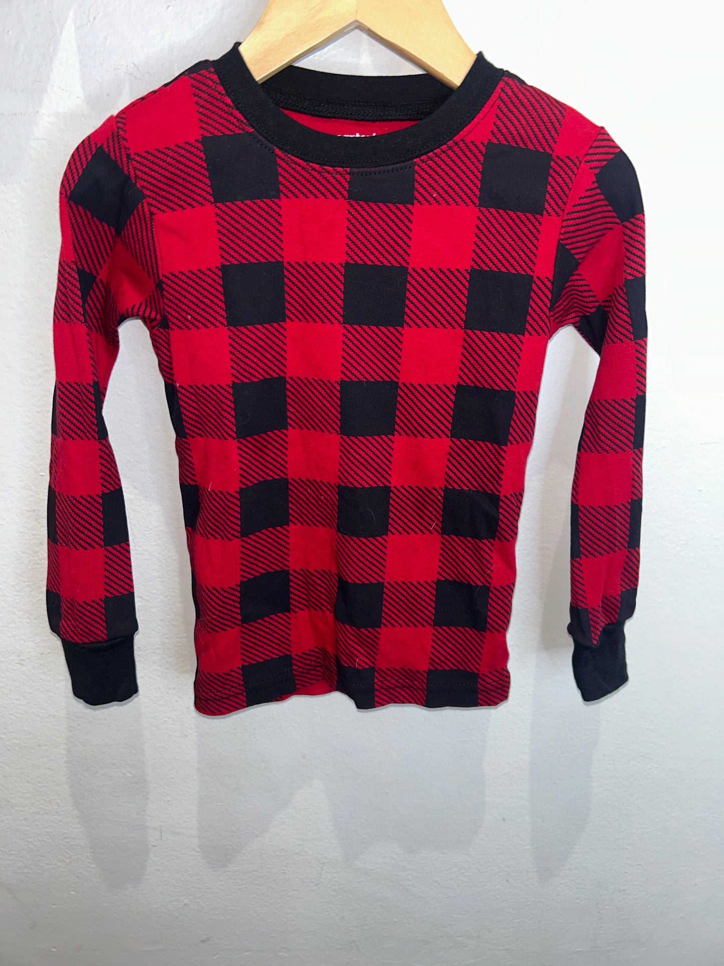Red checkered pyjamas 3y