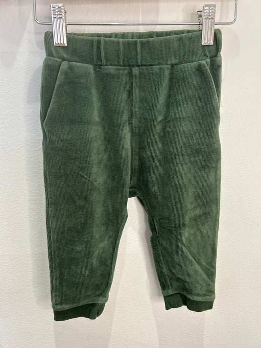 Green stretchy pants 18-24m