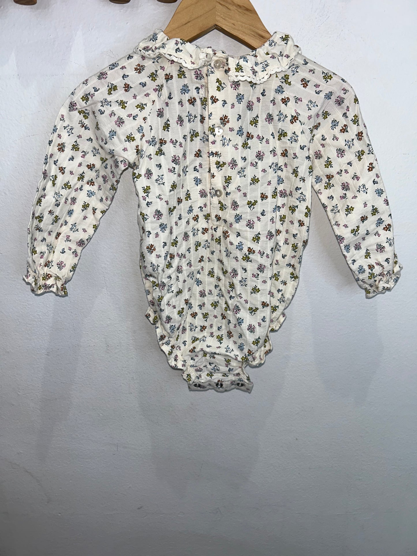Two pack blouse onesies 9-12m