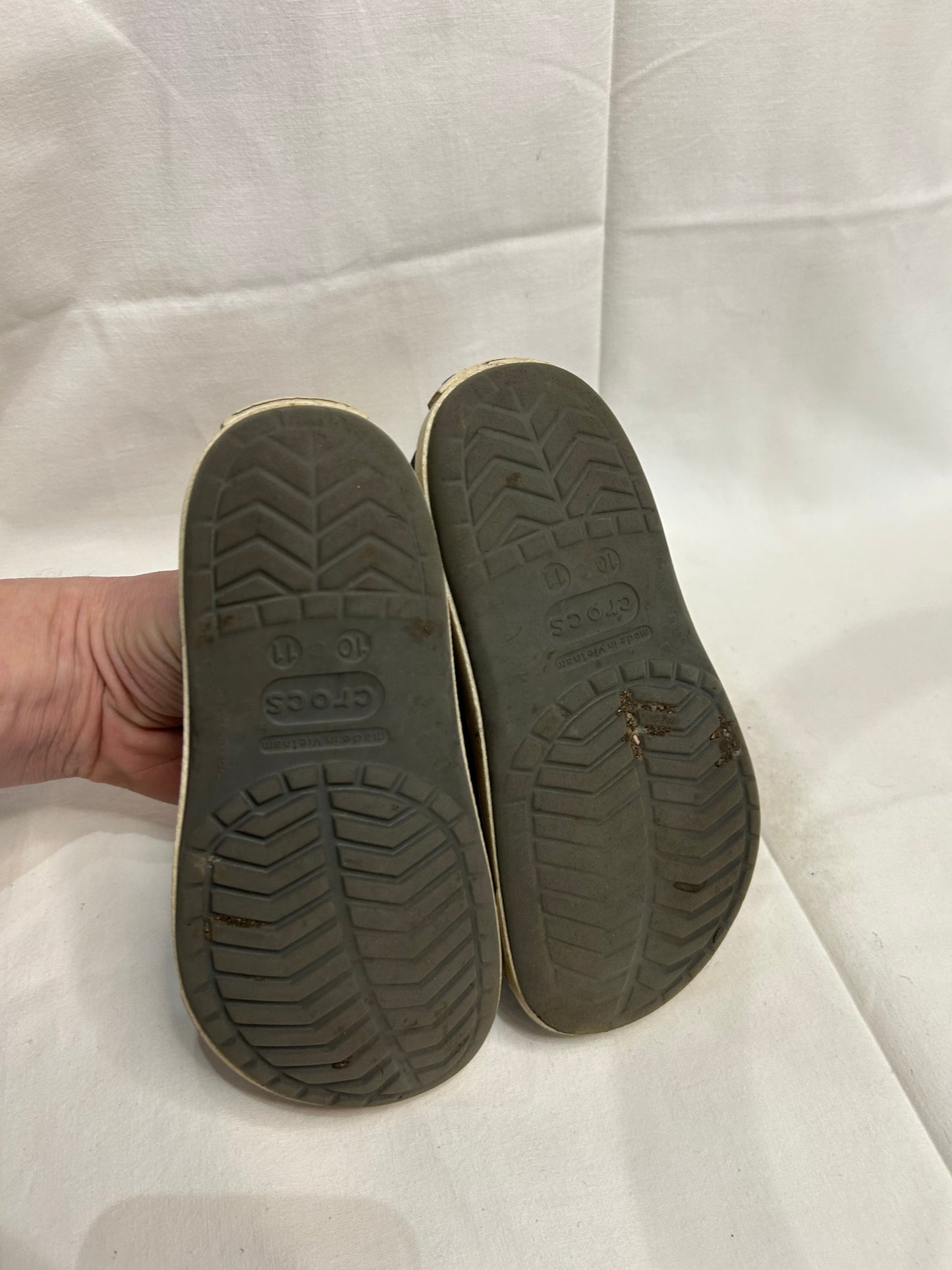 C10-11 grey camo Crocs