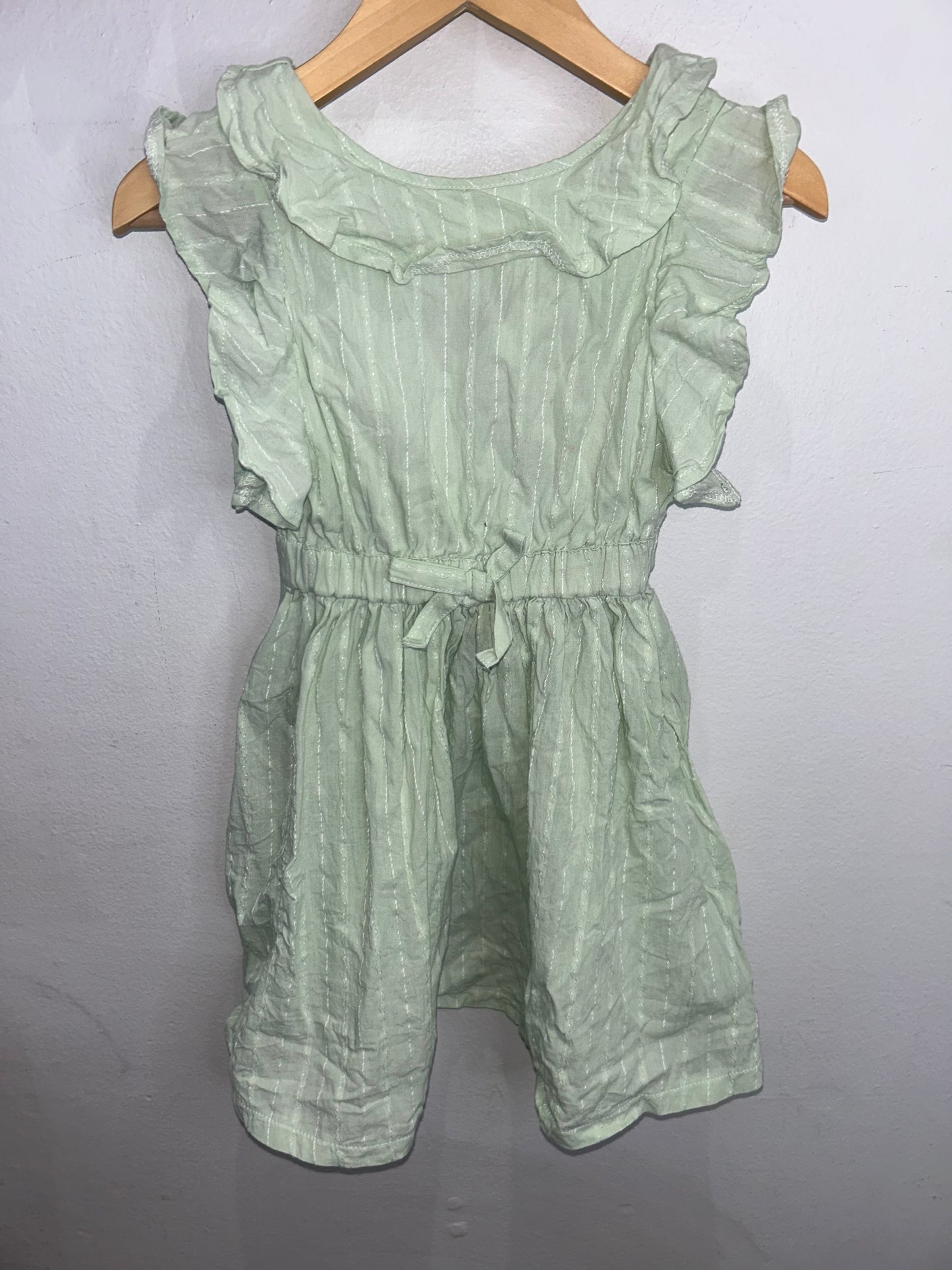 Light green breezy dress 5y