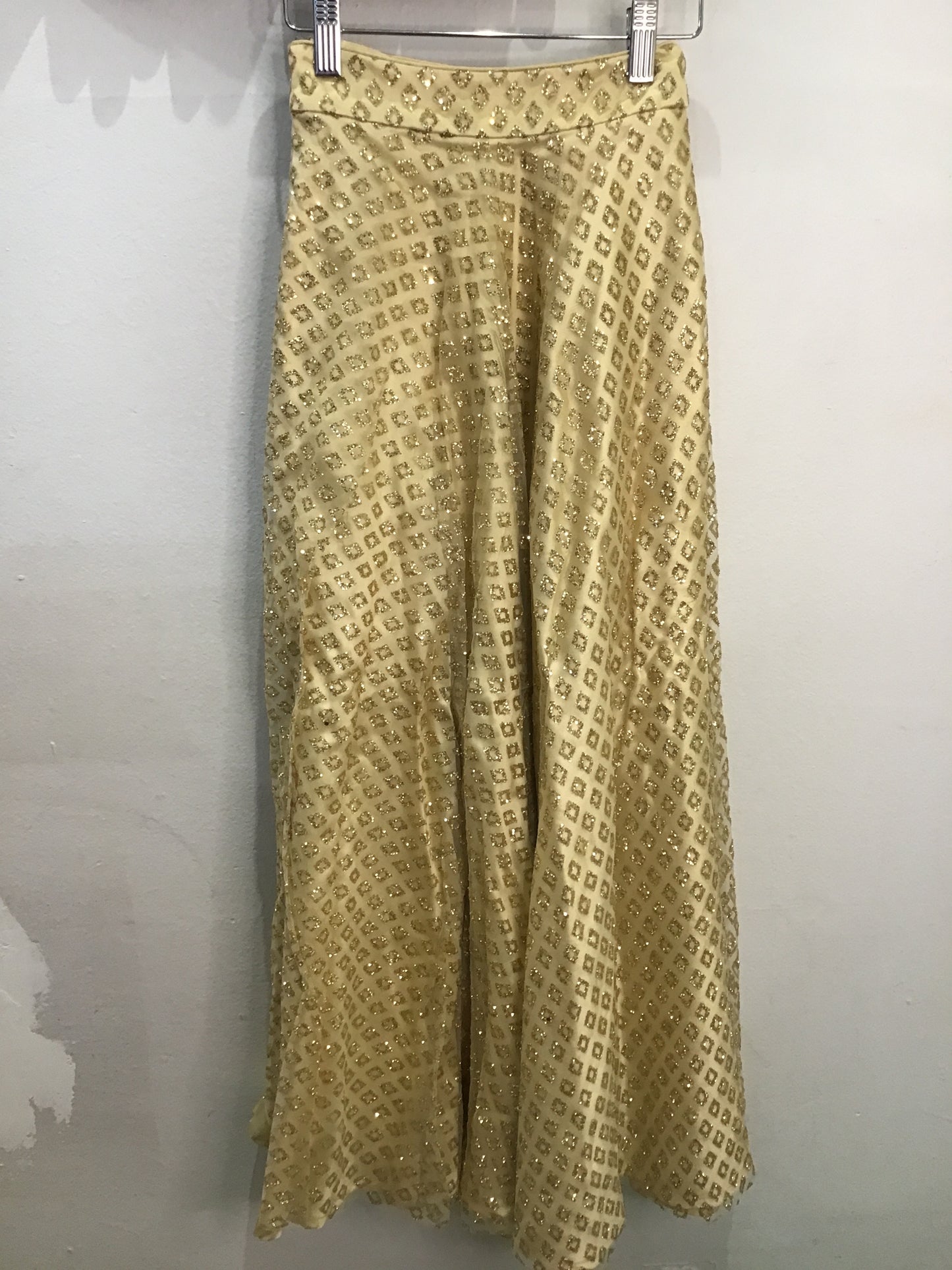 Red and gold lehenga 8-12y