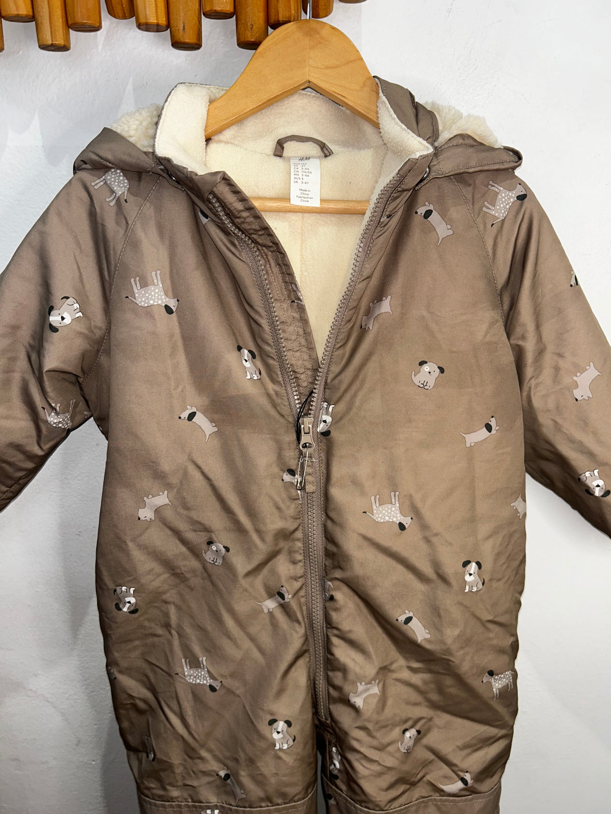 Dogs snowsuit 3-4y