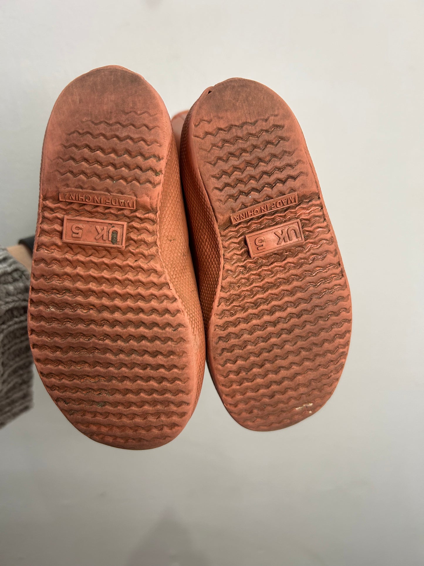 C6 Peach Hunter boots