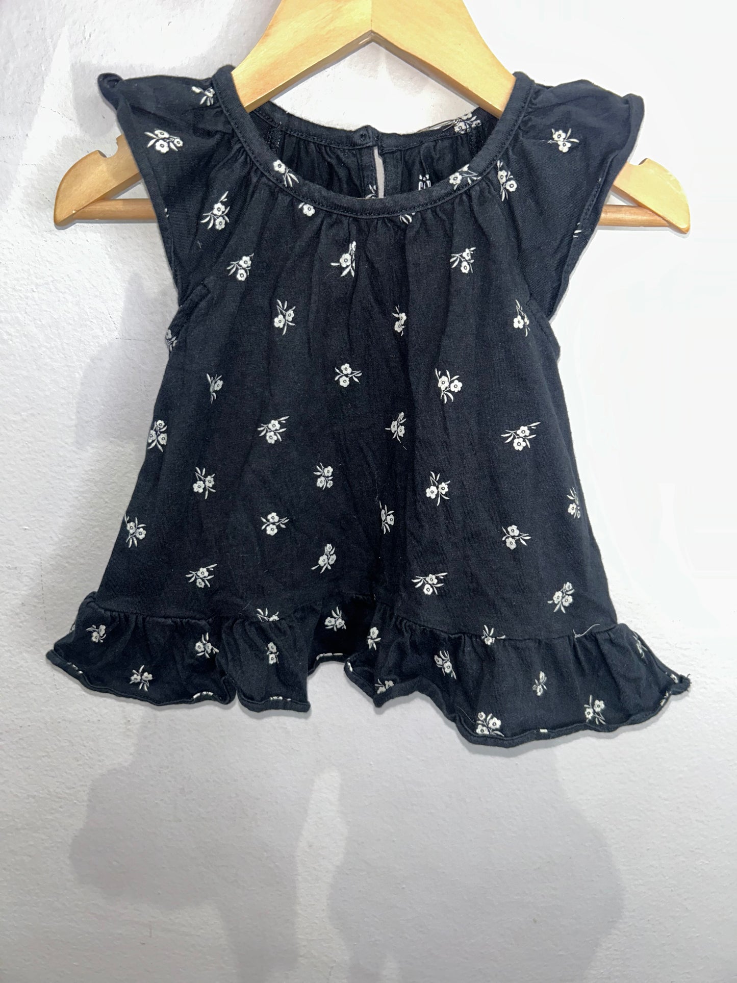 Black floral set 18-24m