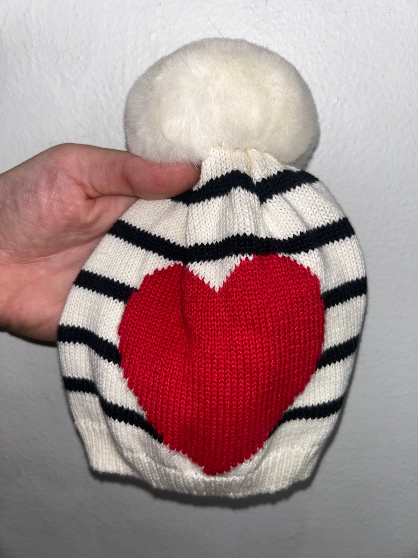 Heart toque and mitt set 6-12m