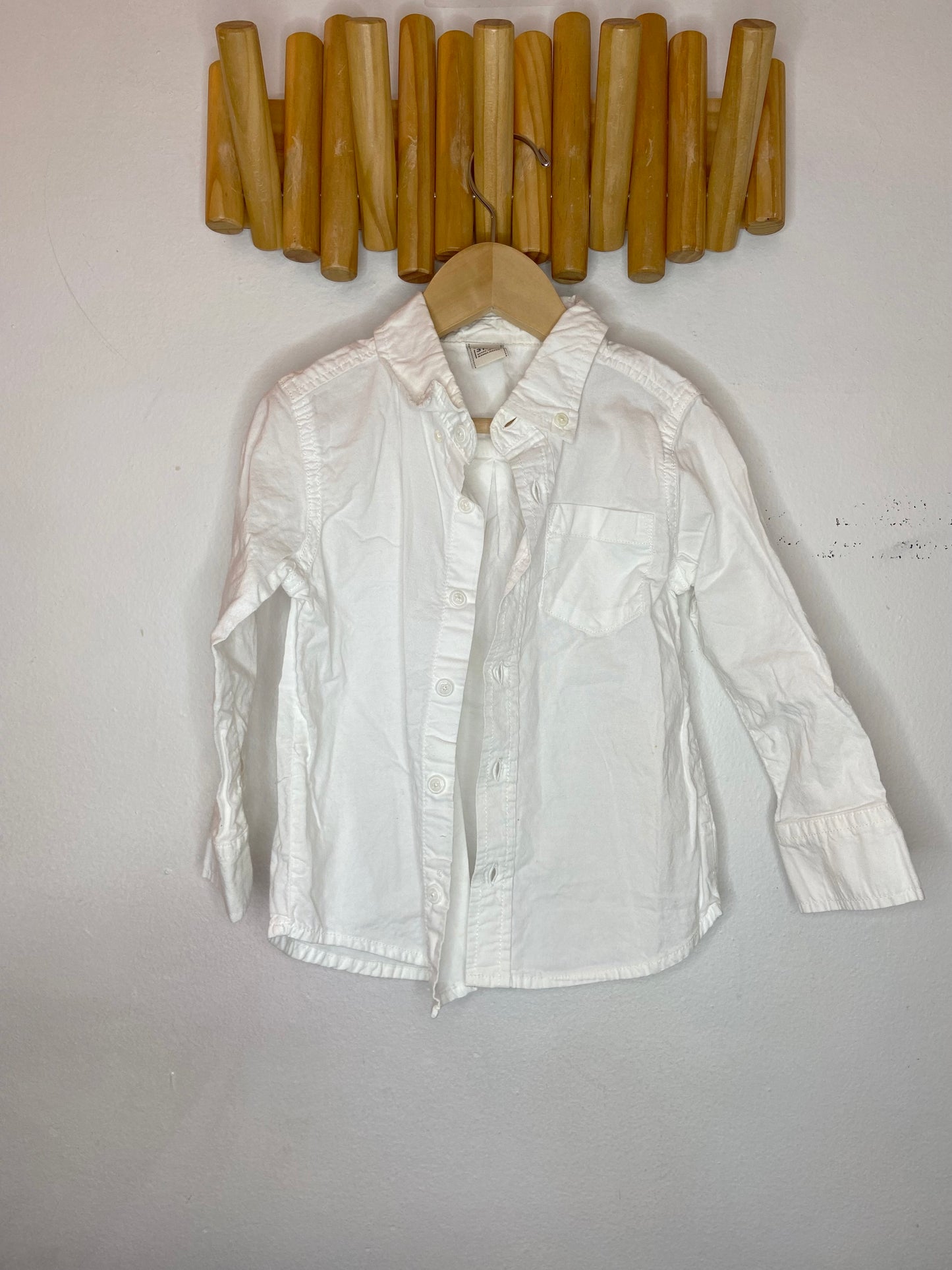 Classic white wrinkle-resistant dress shirt 3y