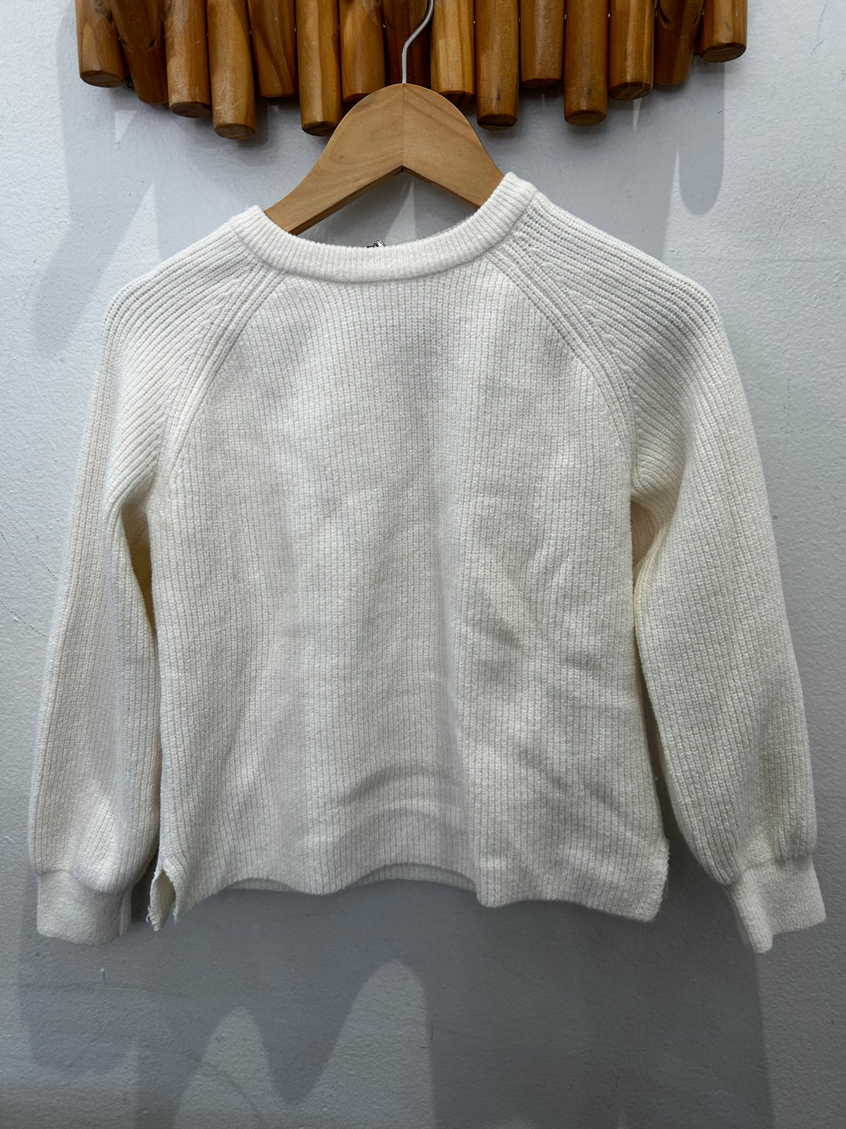 White knit sweater 4-5y