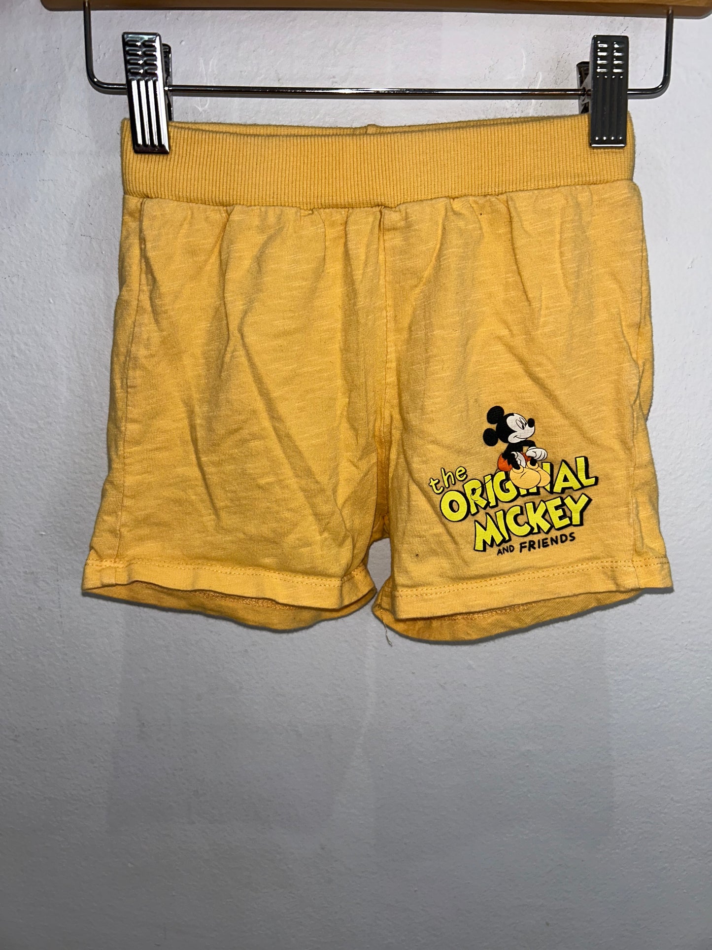 Mickey cotton yellow shorts 2-3y
