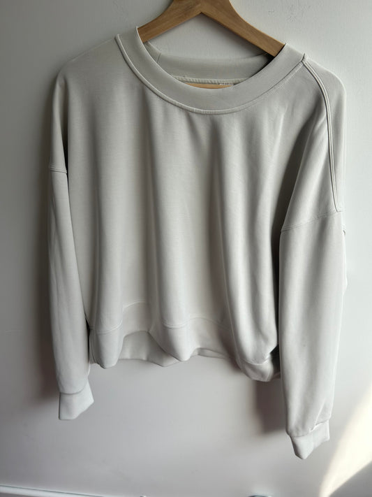 Loungeful relaxed knit crewneck size 12