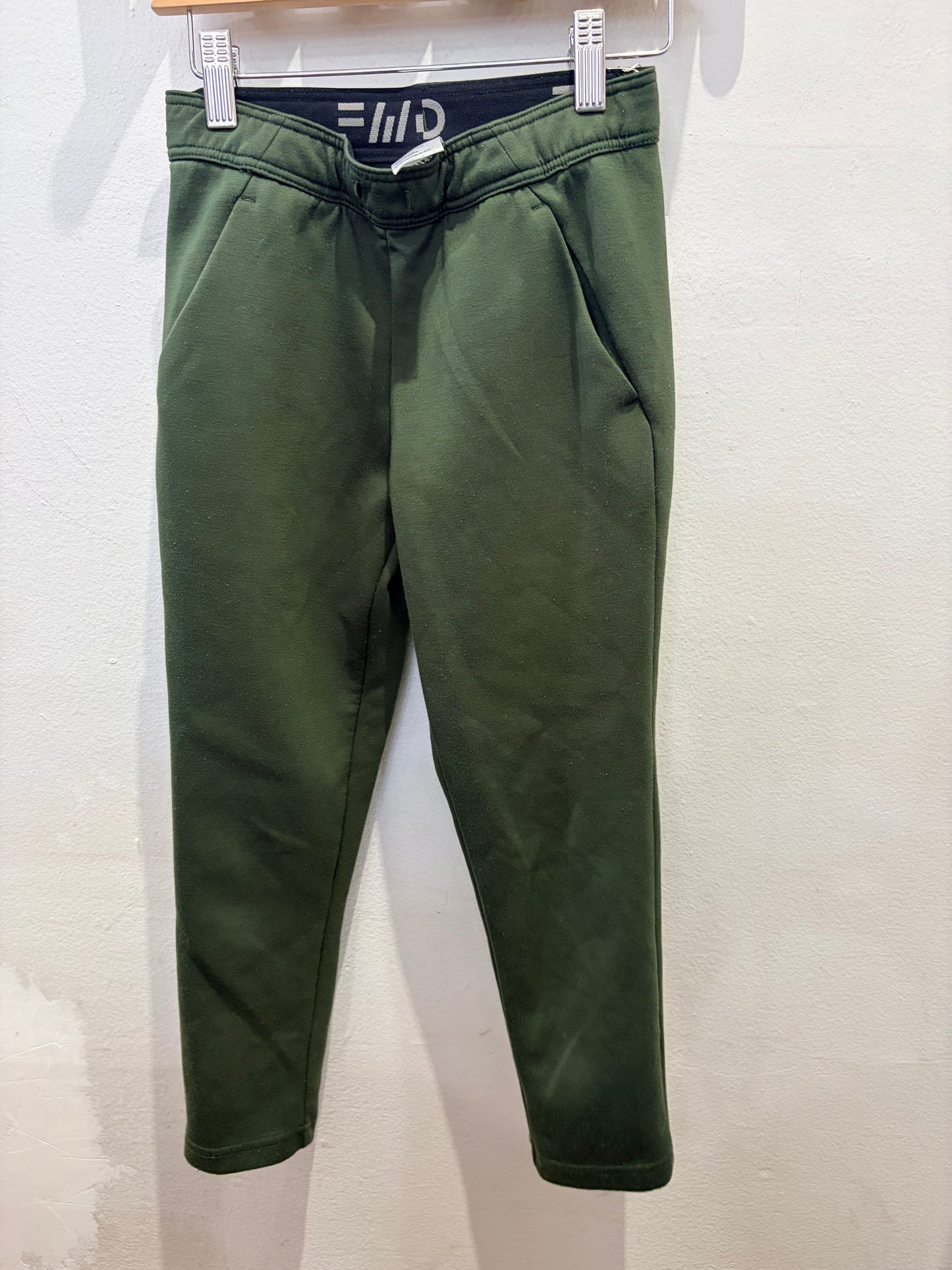 Green activewear joggers 8y