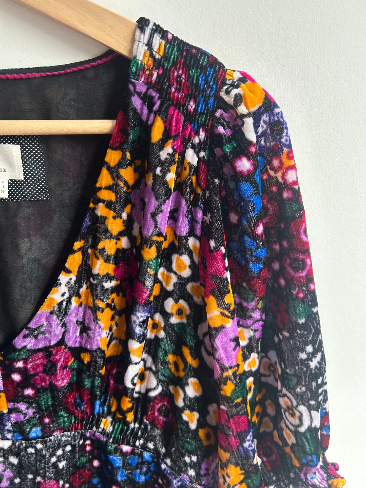 Floral velvet dress size 4