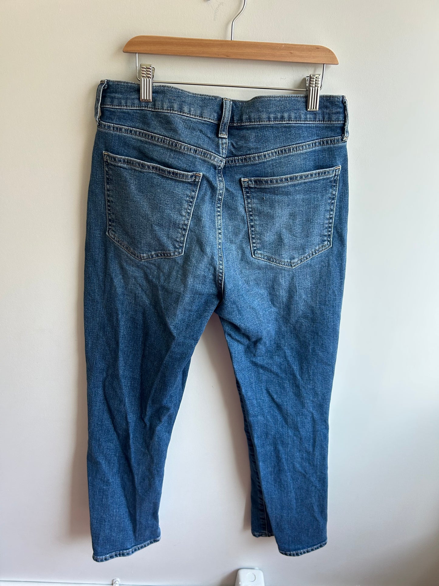 Kick flare high rise jeans size 29