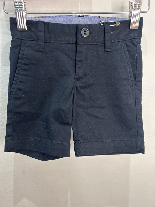 Black slim shorts 5y