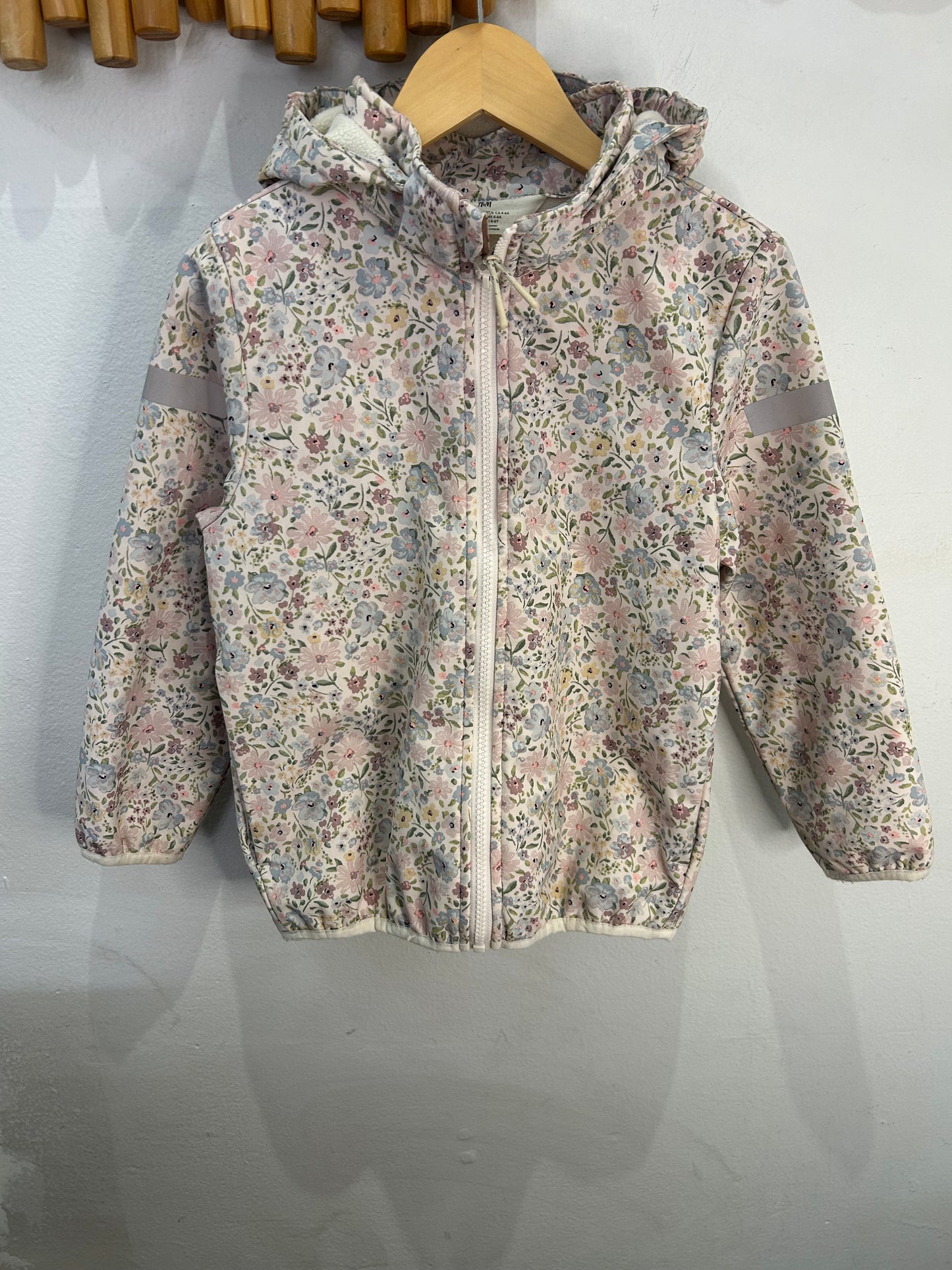 Light florals shell jacket 4-6y