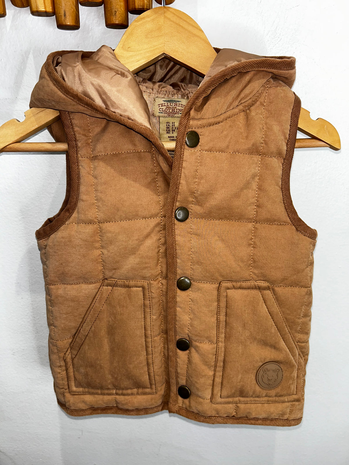 Telluride clothing company brown vest 3y