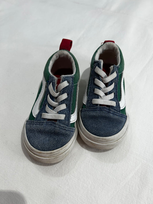 C6 colourful Vans