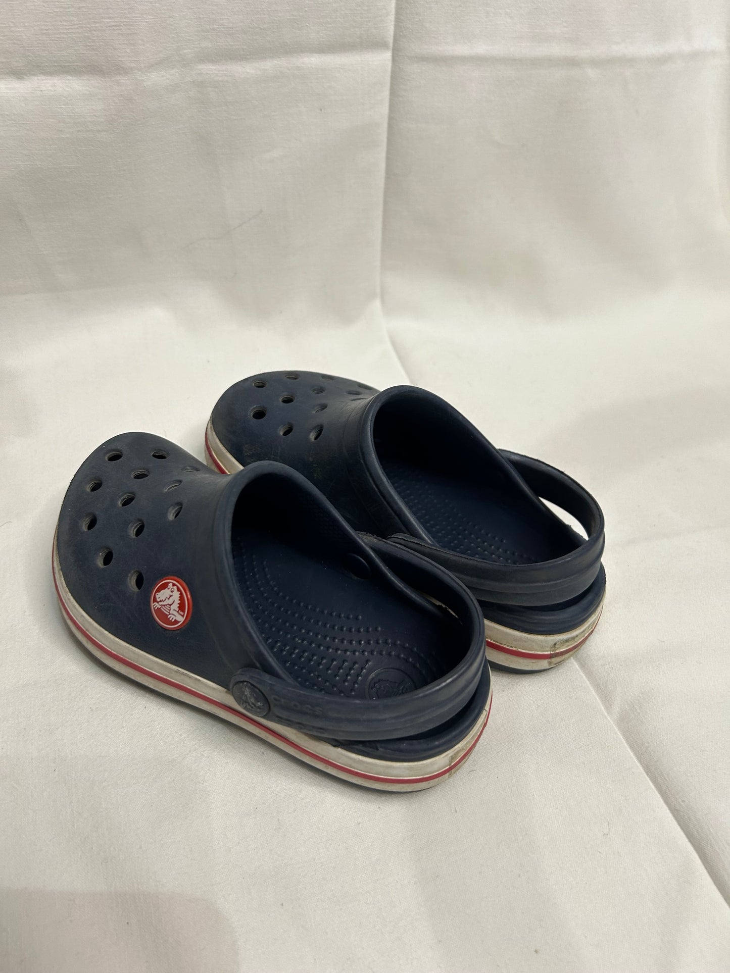 C8-9 red and blue Crocs
