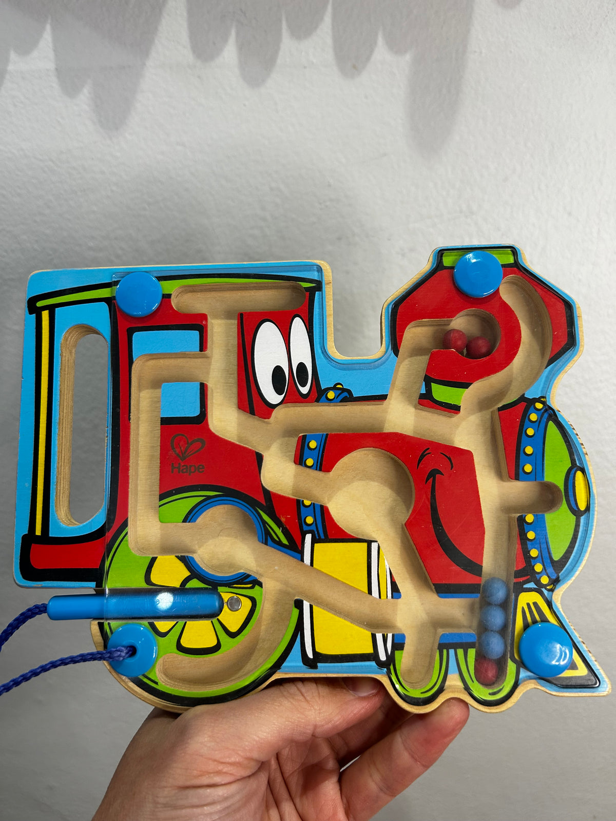 Hape magnetic maze - train